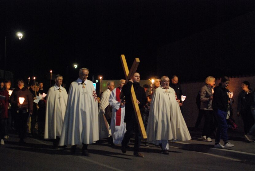 L’ordre des chevaliers du Saint Sépulcre Les Neuf Clochers Diocèse de Lyon